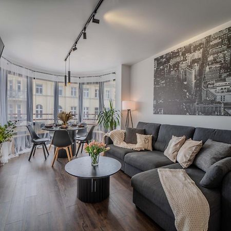 New Large Modern Apartment - City Center - 60M2 - Lift - Parking 브로츠와프 외부 사진