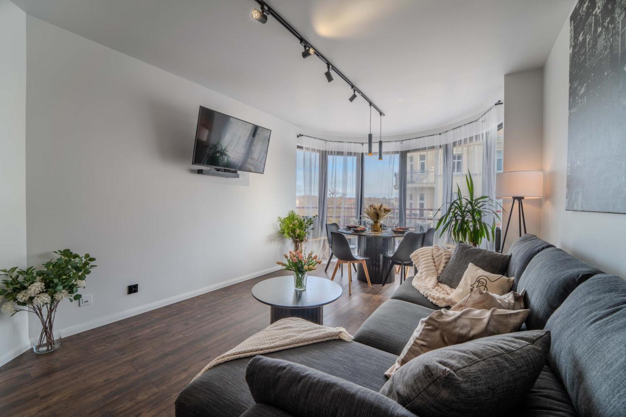 New Large Modern Apartment - City Center - 60M2 - Lift - Parking 브로츠와프 외부 사진