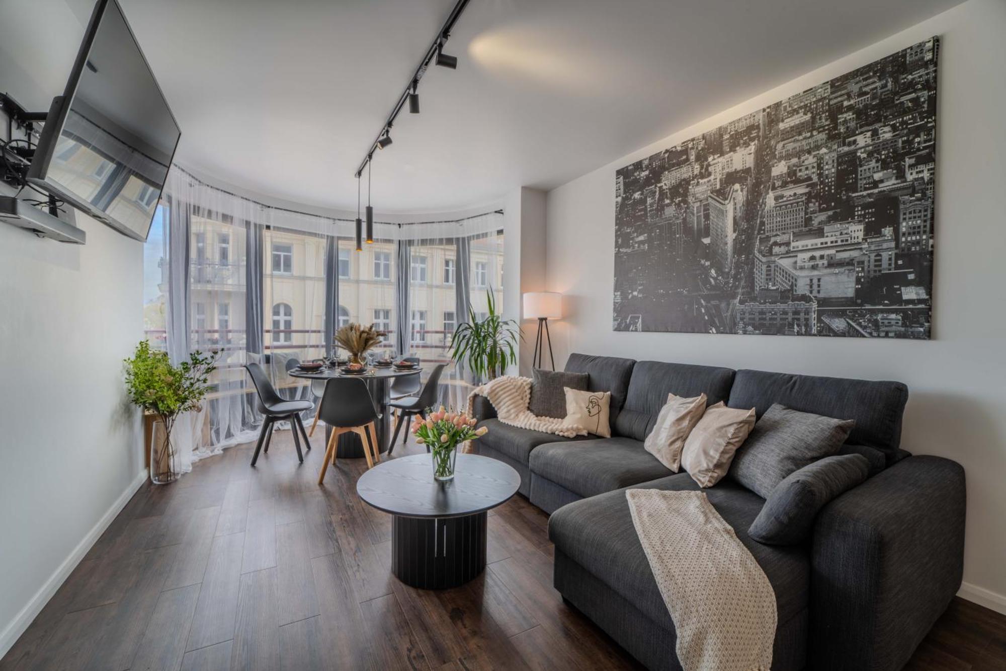 New Large Modern Apartment - City Center - 60M2 - Lift - Parking 브로츠와프 외부 사진