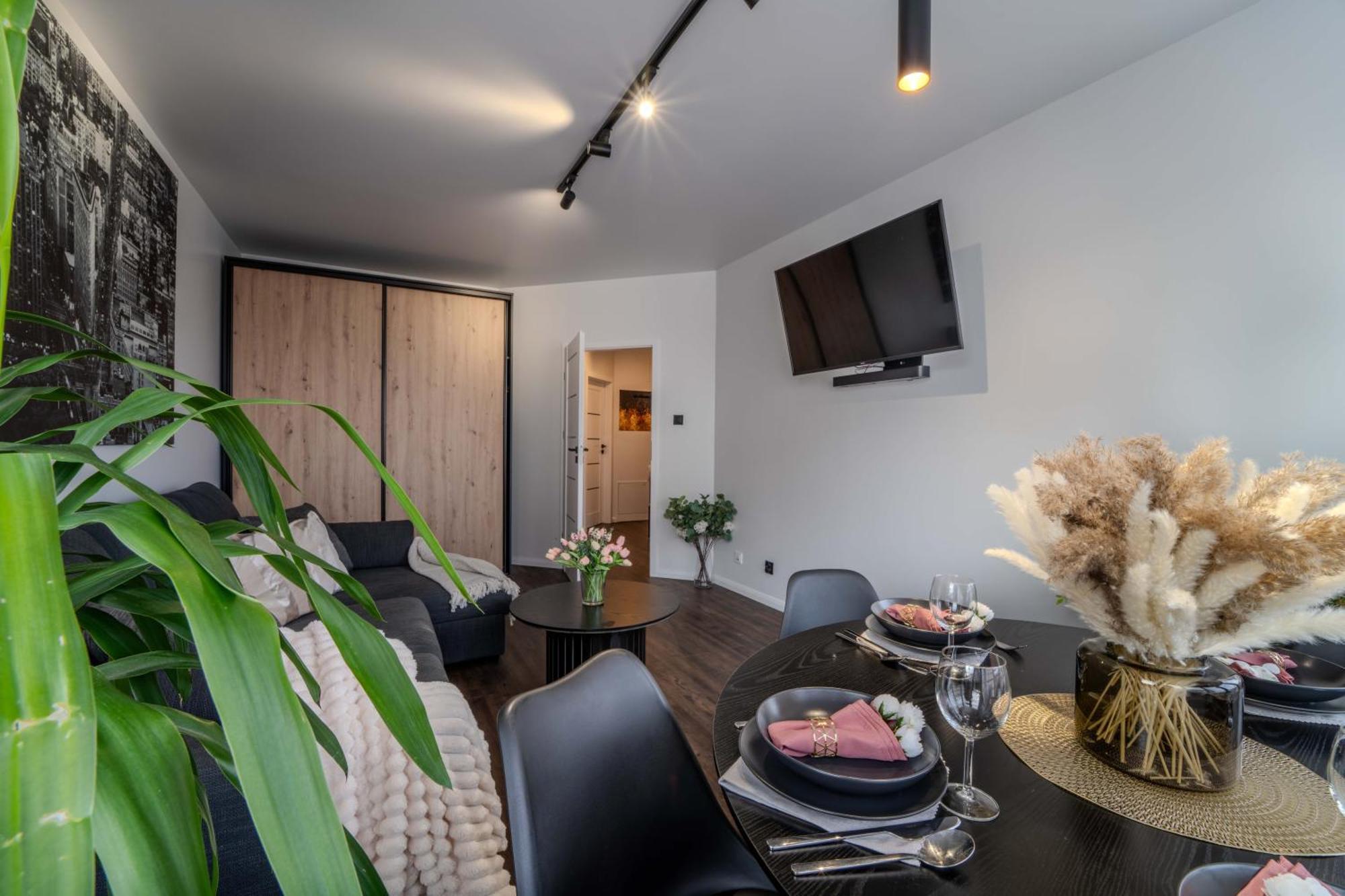 New Large Modern Apartment - City Center - 60M2 - Lift - Parking 브로츠와프 외부 사진